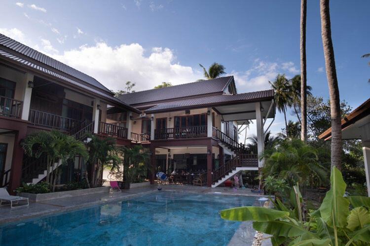 Coconut Tree Homestay Ban Wa Thon Esterno foto