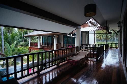 Coconut Tree Homestay Ban Wa Thon Esterno foto